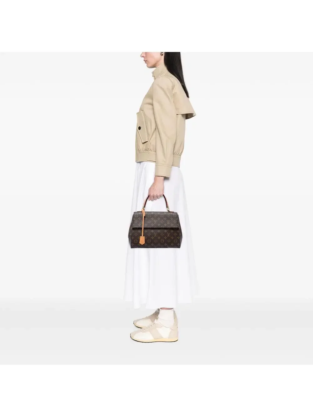 Louis Vuitton Cluny Mm Pre-Loved #344648L12B